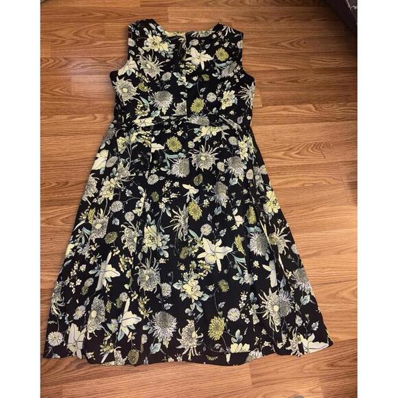 Jones New York Floral Dress Size 10 - Picture 10 of 10